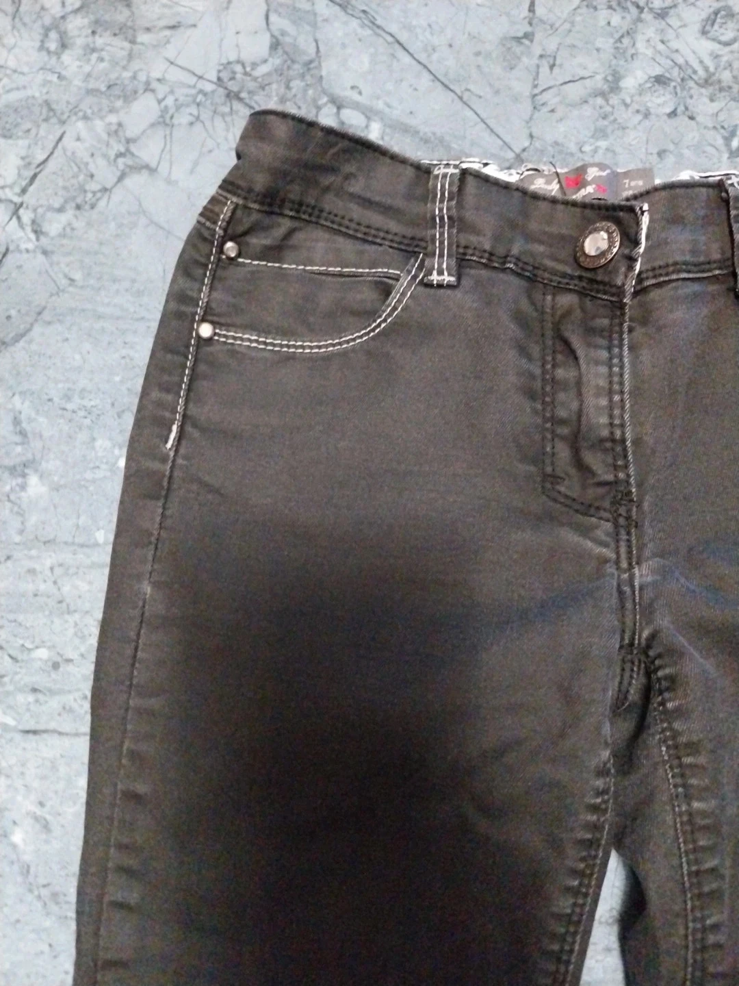 Jeans T.7 ans – photo 11